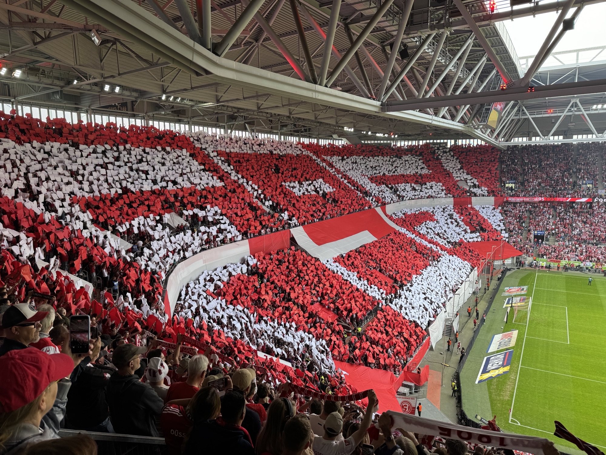 Du betrachtest gerade ⚽🥅Als Glücksbringer unterwegs🥅⚽